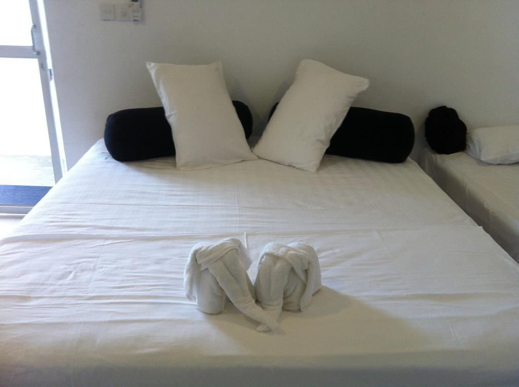 Friends Guesthouse Kudapaduwa ภายนอก รูปภาพ