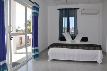 Friends Guesthouse Kudapaduwa ภายนอก รูปภาพ